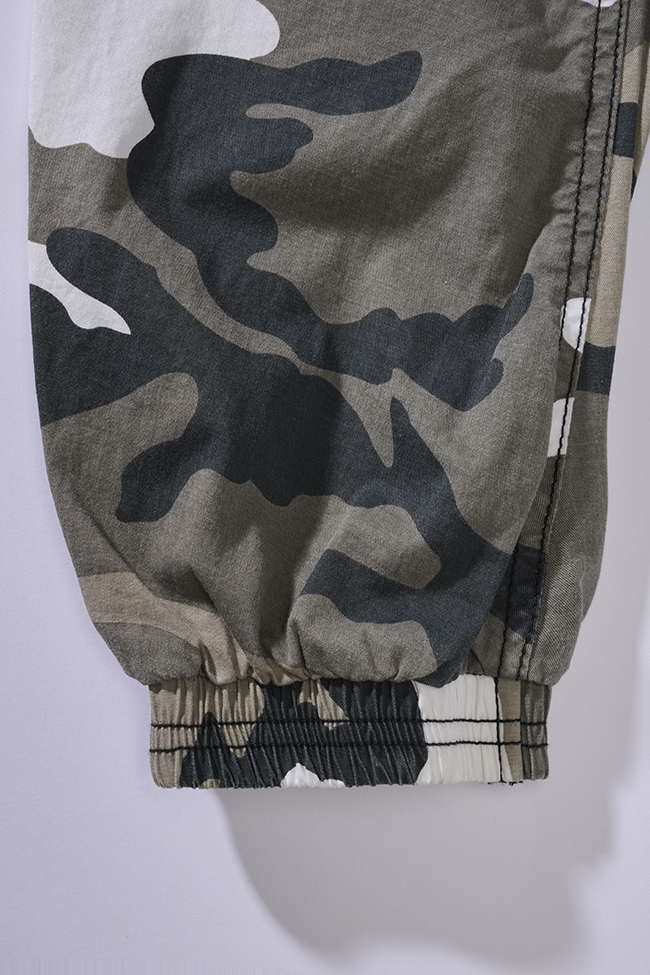 Pantalon Brandit Ray Vintage coton léger assise renforcée six poches et bas resserrés