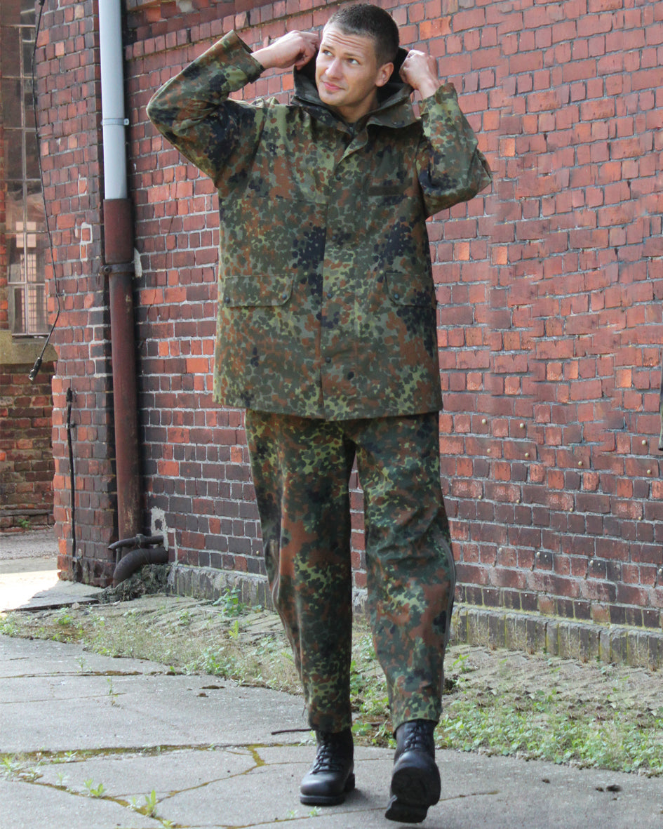 Surpantalon de pluie Bundeswehr Mil-Tec lamine 3 couches a membrane avec bretelles