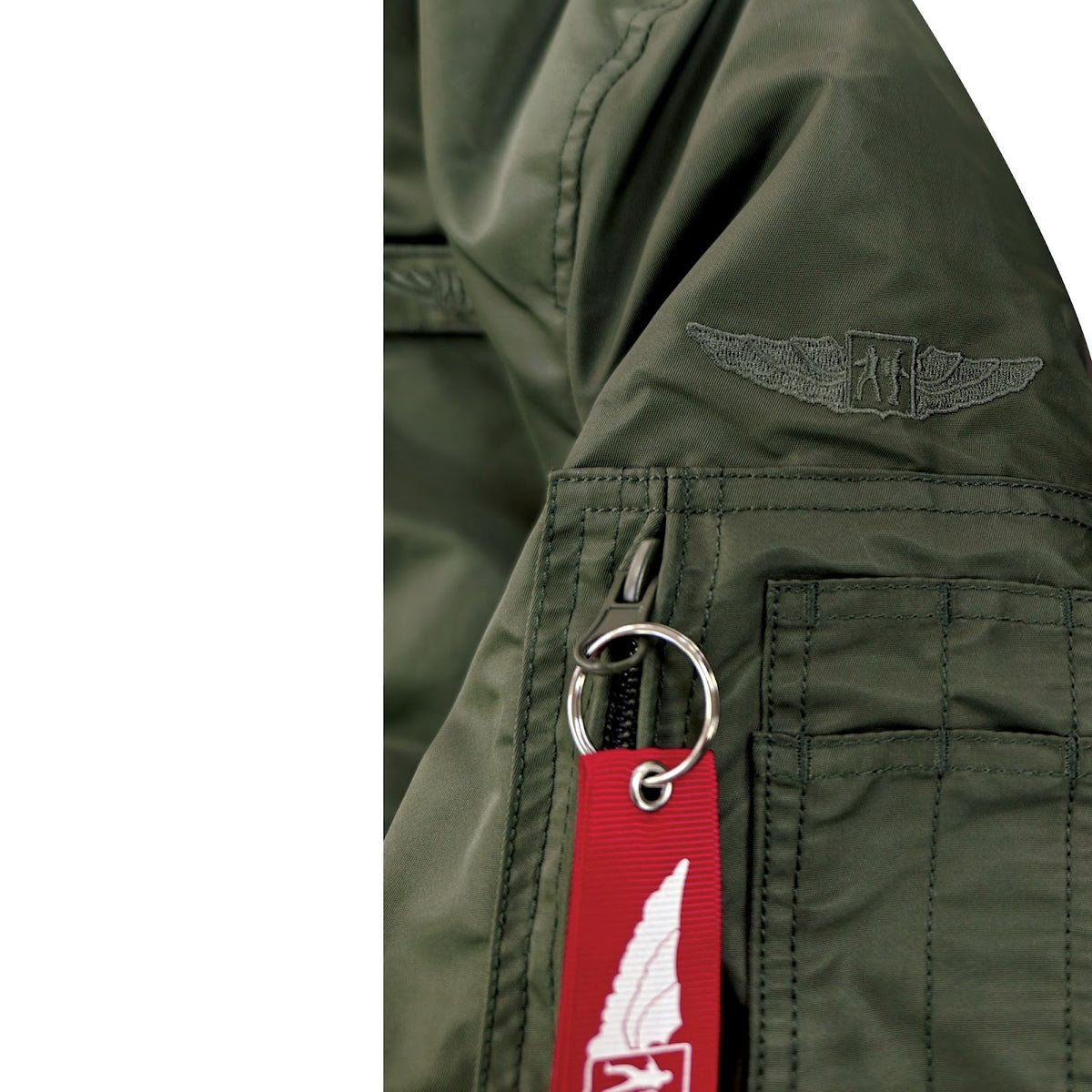 Blouson aviateur en nylon twill doublure matelassée capuche amovible
