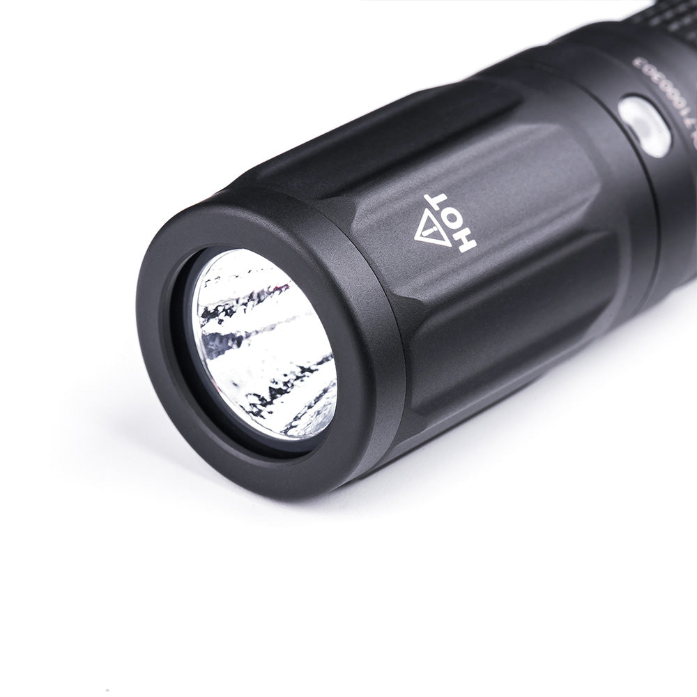 Lampe tactique Nextorch E51D 2 100 lumens portée 275 m IPX8 en alliage d'aluminium de qualité