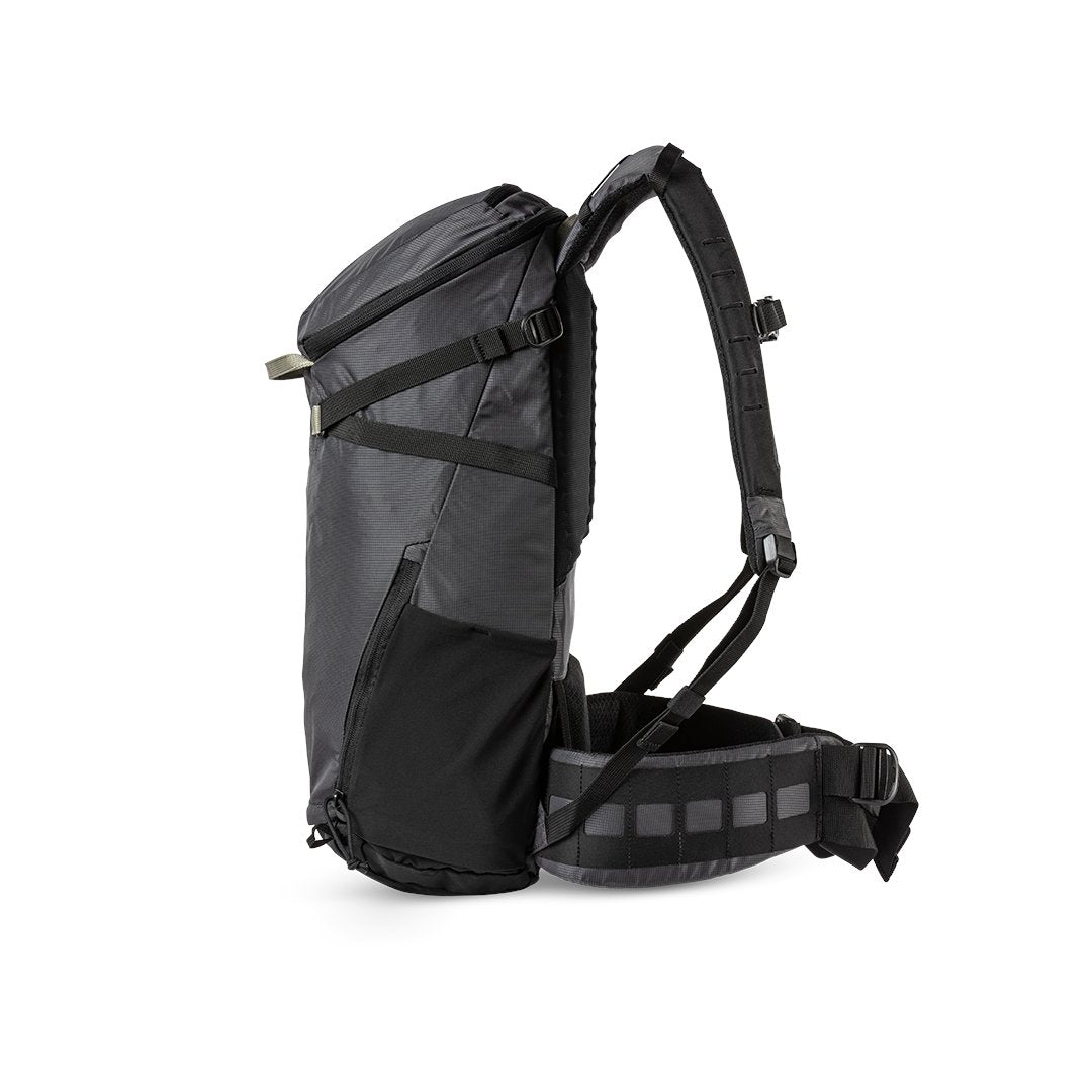 Sac à dos 5.11 Tactical Skyweight 24 L en nylon 330D ripstop avec housse de pluie intégrée