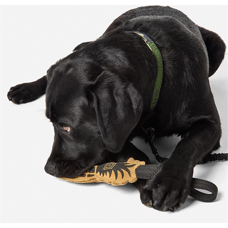 Jouet à tirer pour chien Mission Ready Grenadier 5.11 Tactical cuir 40 cm