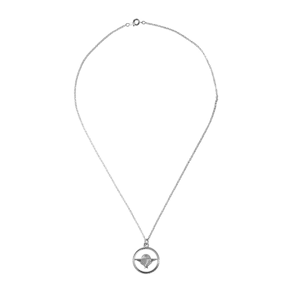 Médaille pendentif de brevet parachutiste Ares livrée avec sa chaîne de cou