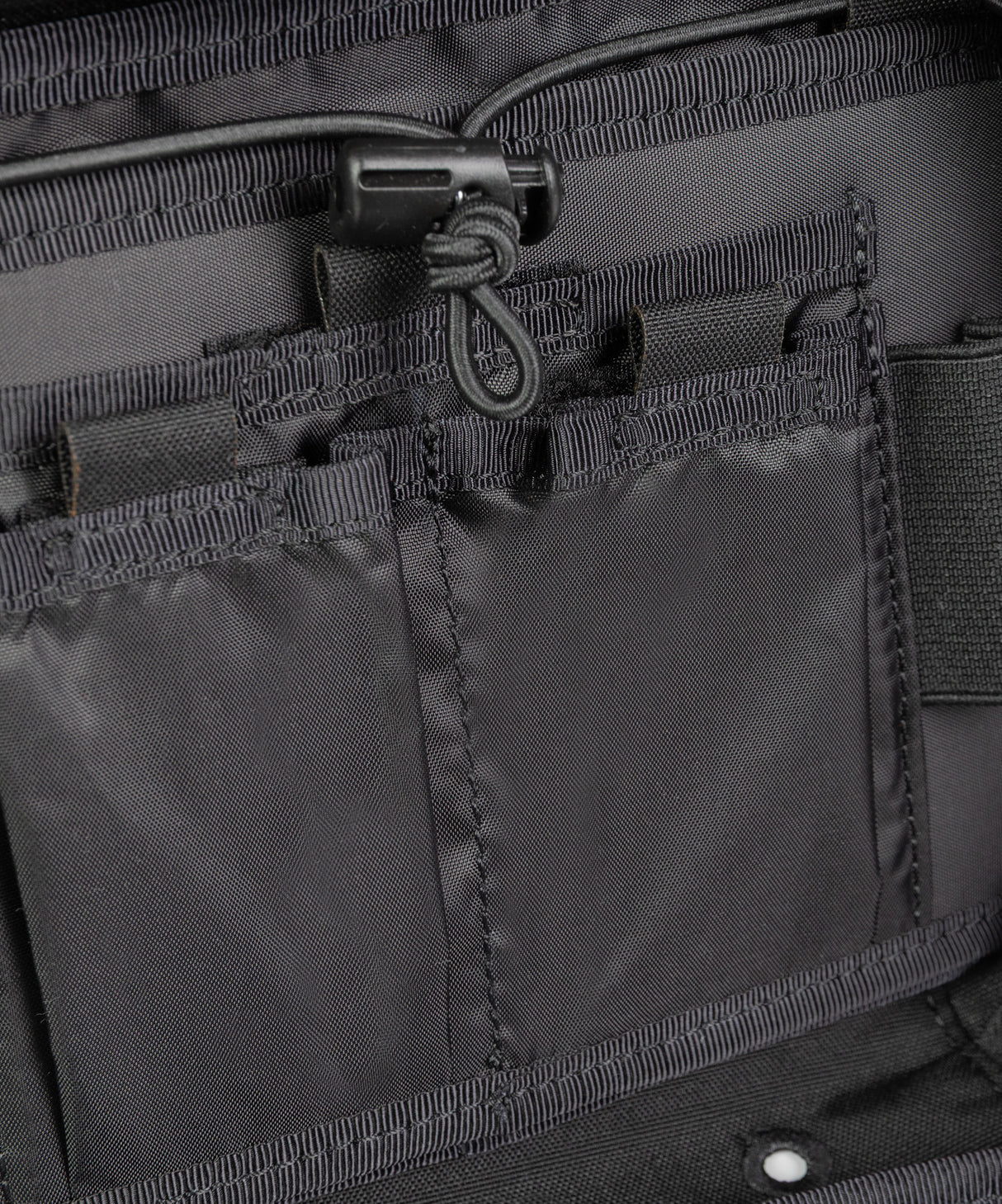 Poche fourre-tout GK Dutycall sur platine MOLLE en deux finitions