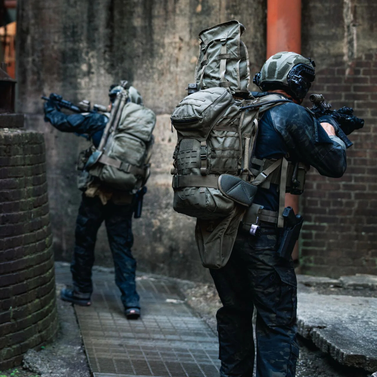 Sac à dos tactique Eberlestock Gunslinger II 44 L avec fourreau d'arme et cadre Intex-II