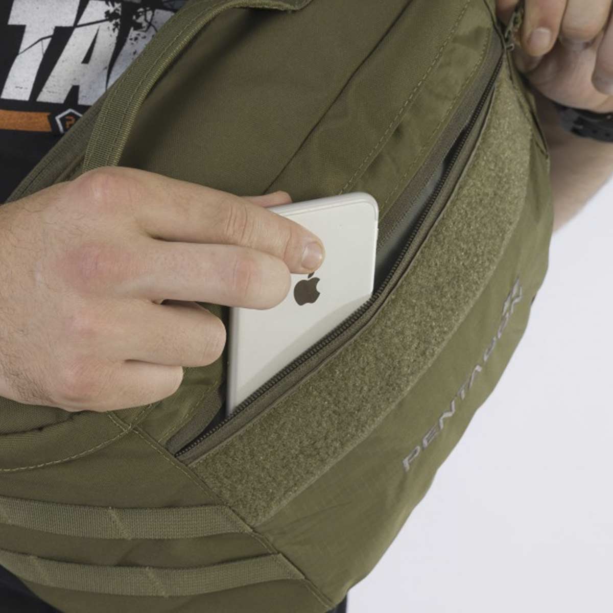 Sacoche de dissimulation Pentagon Telamon en polyester 600D 8,5 L à compartiment arme et poche documents