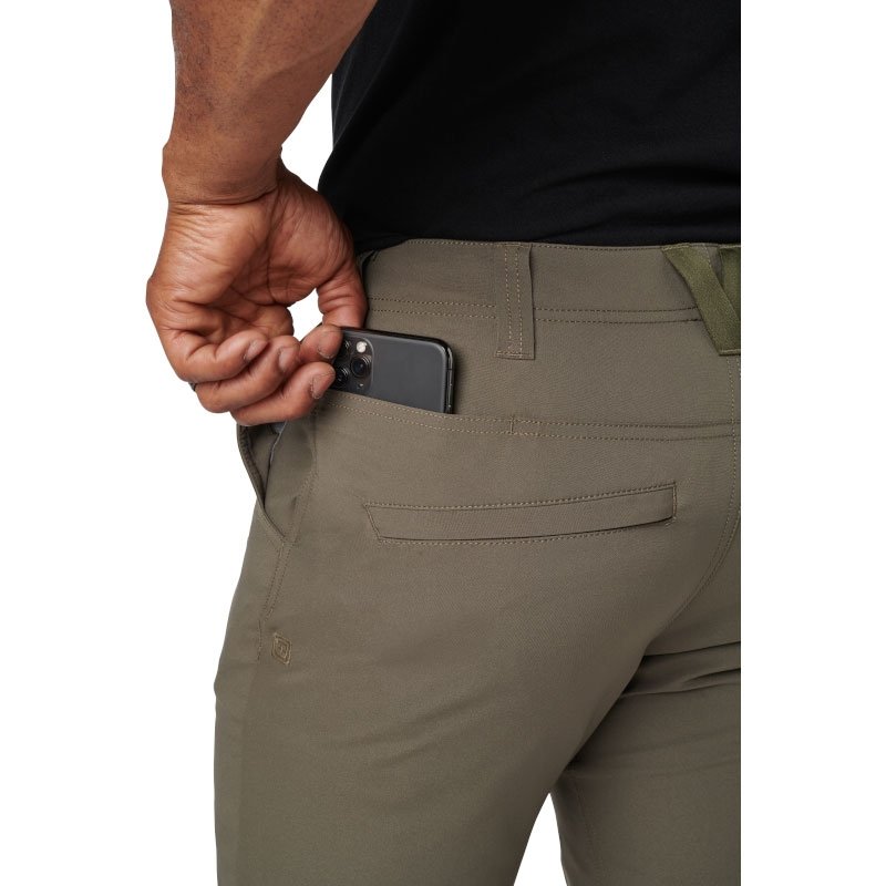 Short Dart 5.11 Tactical en polyester Enduro-Flex à 7 poches entrejambe 10 pouces