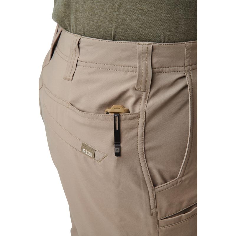 Short Dart 5.11 Tactical en polyester Enduro-Flex à 7 poches entrejambe 10 pouces