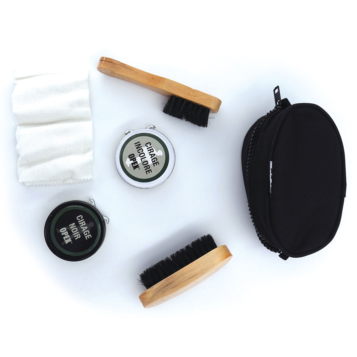 Trousse de cirage chaussures cuir 2 cirages de 32 g et 2 brosses en étui Nylon