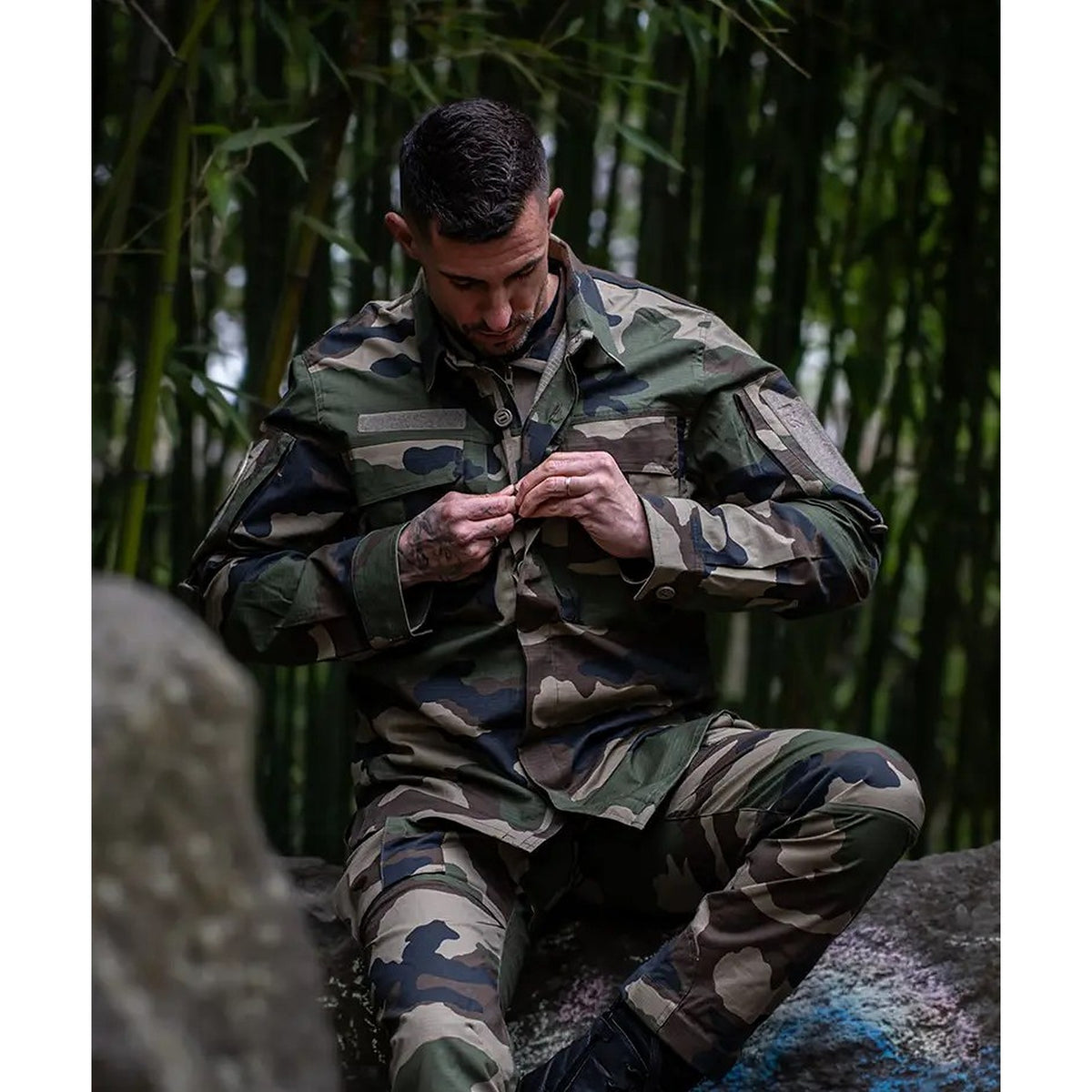 Chemise de combat GK Dutycall ripstop 220 g/m² 6 poches panneaux de maille 110 g/m²