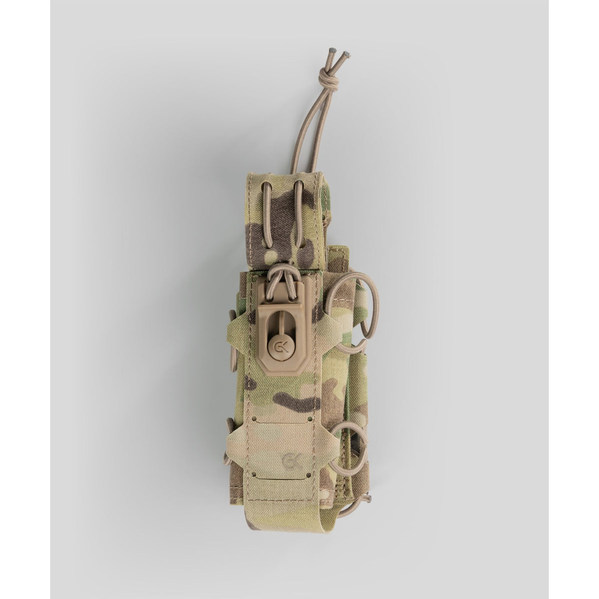 Porte-lampe GK Dutycall réglable sur platine MOLLE en deux finitions