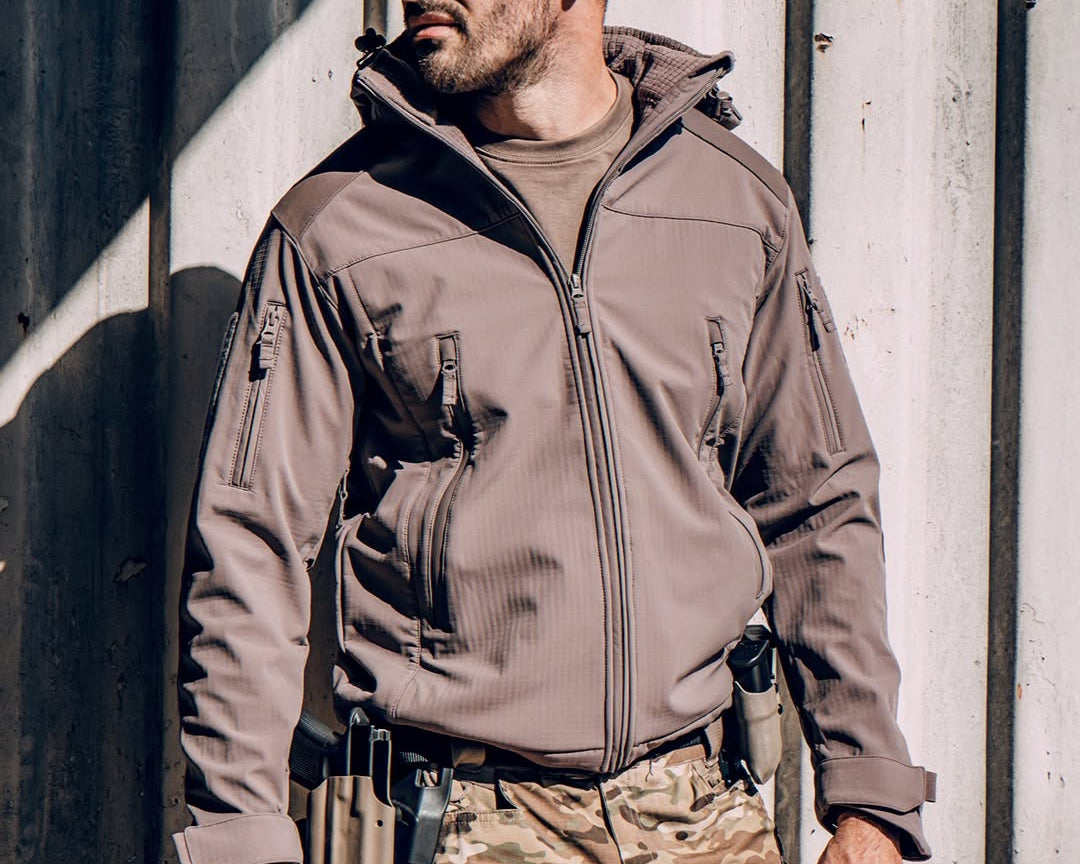 Softshell ou hardshell : quelle couche 3 choisir ?