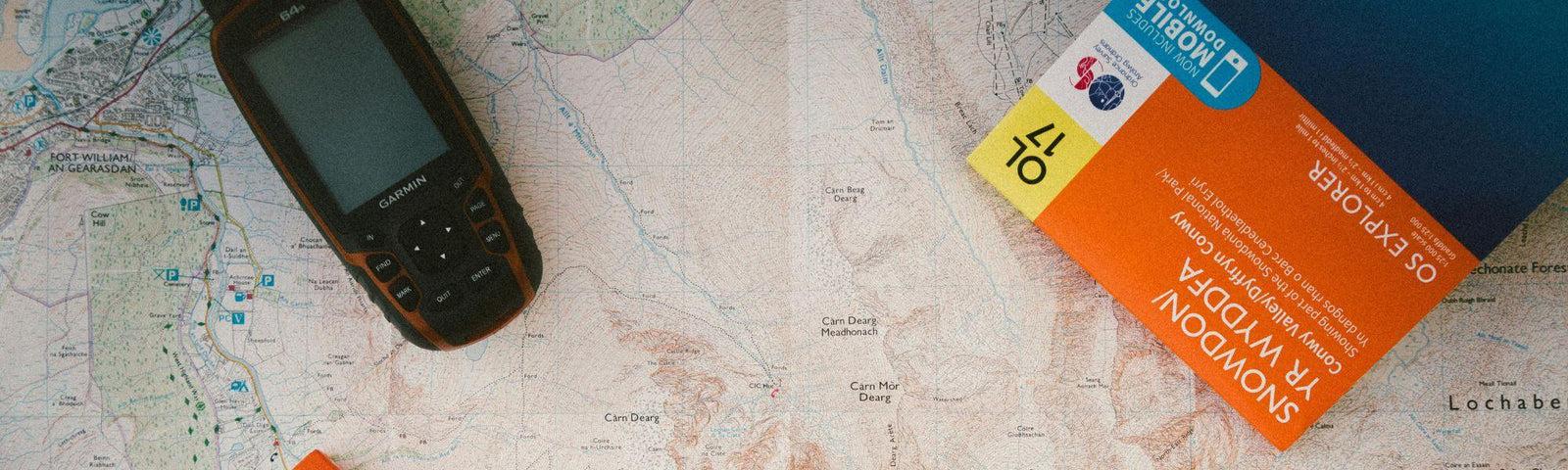 GPS vs. Navigation traditionnelle en survie : quelle méthode choisir ?