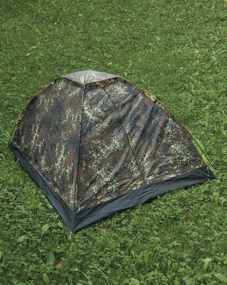 Tente Mil-Tec Igloo Super 2 places polyester enduit PU arceaux fibre de verre 205 × 145 × 100 cm 1 700 g