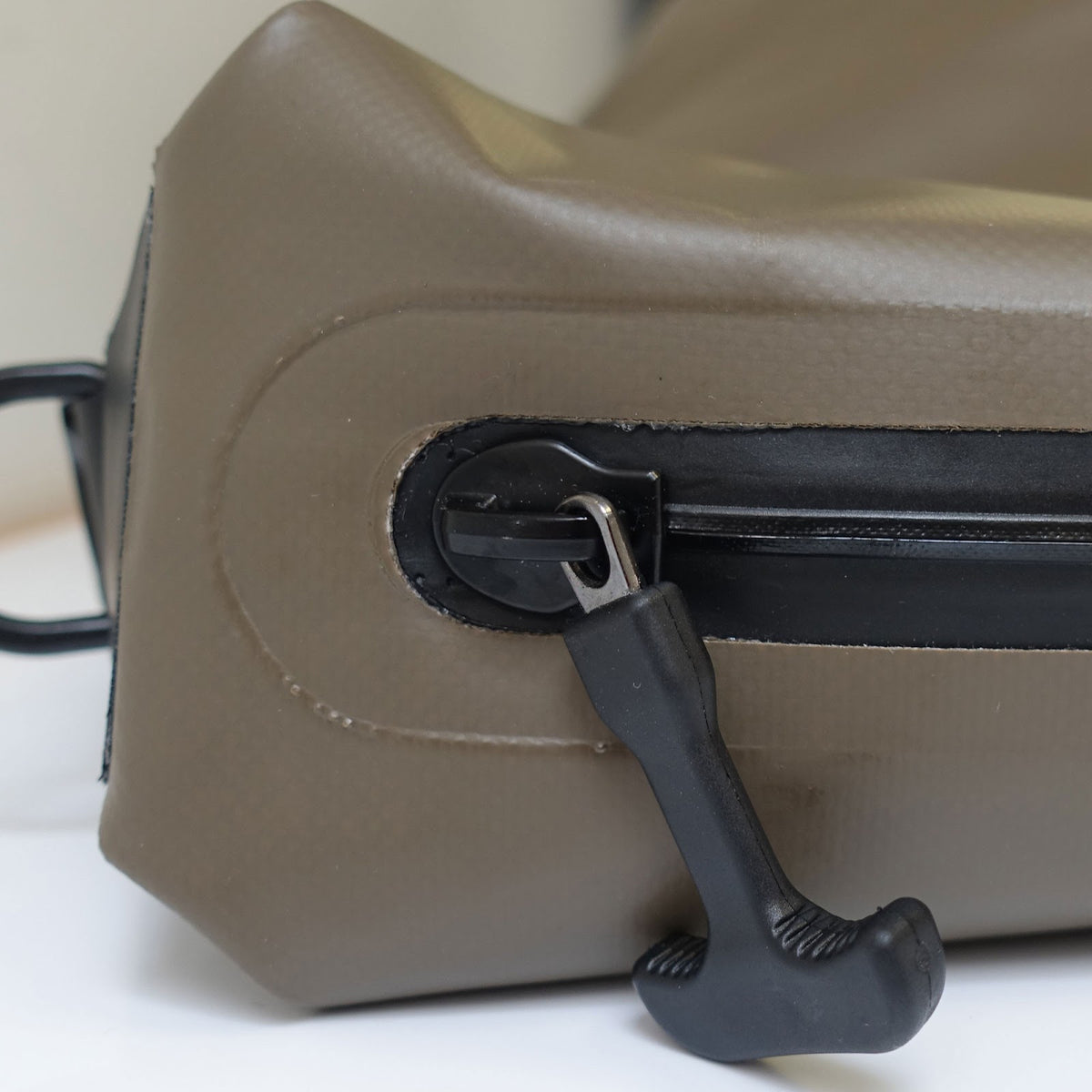 Sac étanche OPEX 110 litres en toile PVC 1000D norme IPX7 avec bandoulière