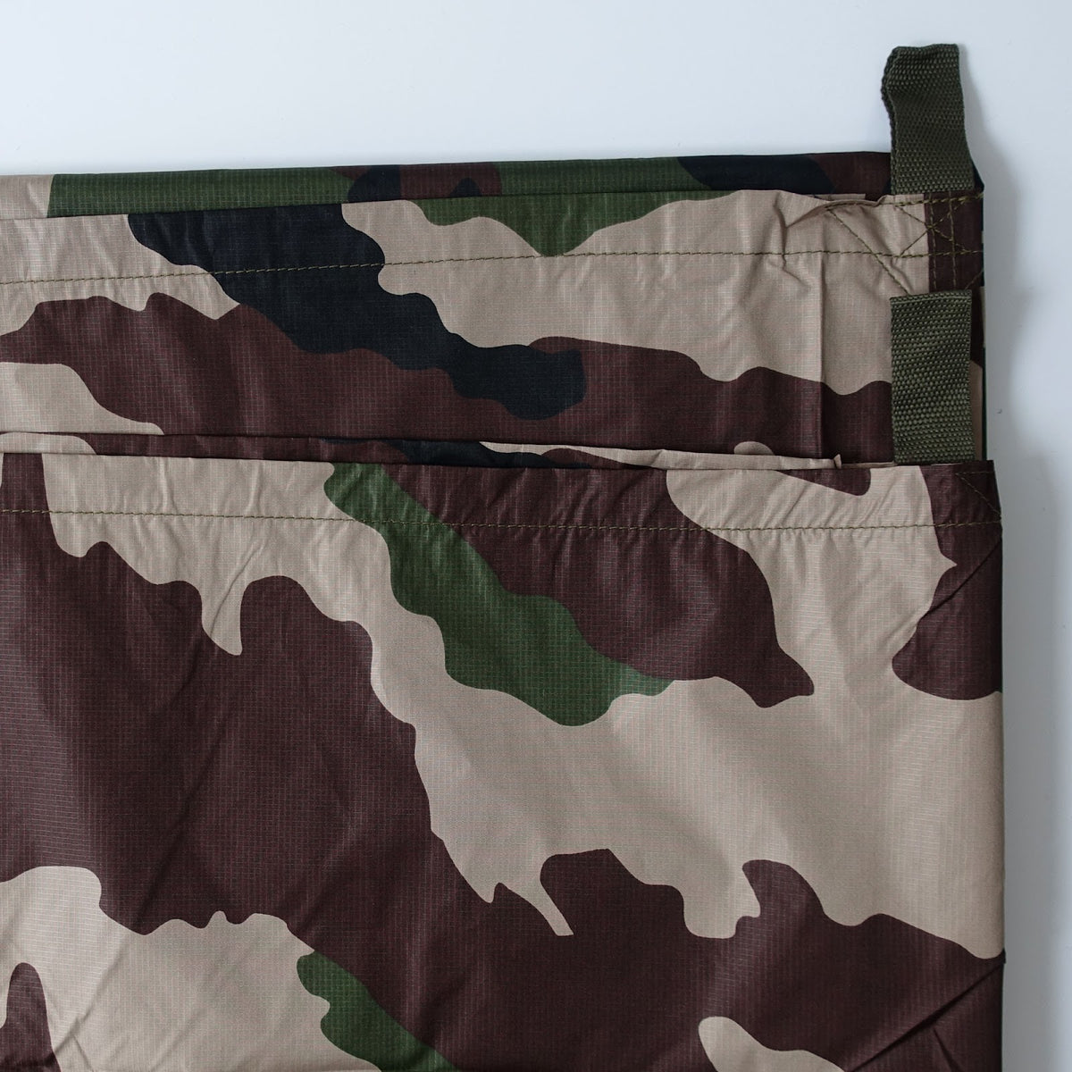 Bâche de bivouac OPEX polyester ripstop 210T enduit PU 2 x 3 m 9 ancrages