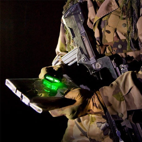 Bâton lumineux Cyalume Mini Chemlight 3,75 cm autonomie 4 heures format de poche