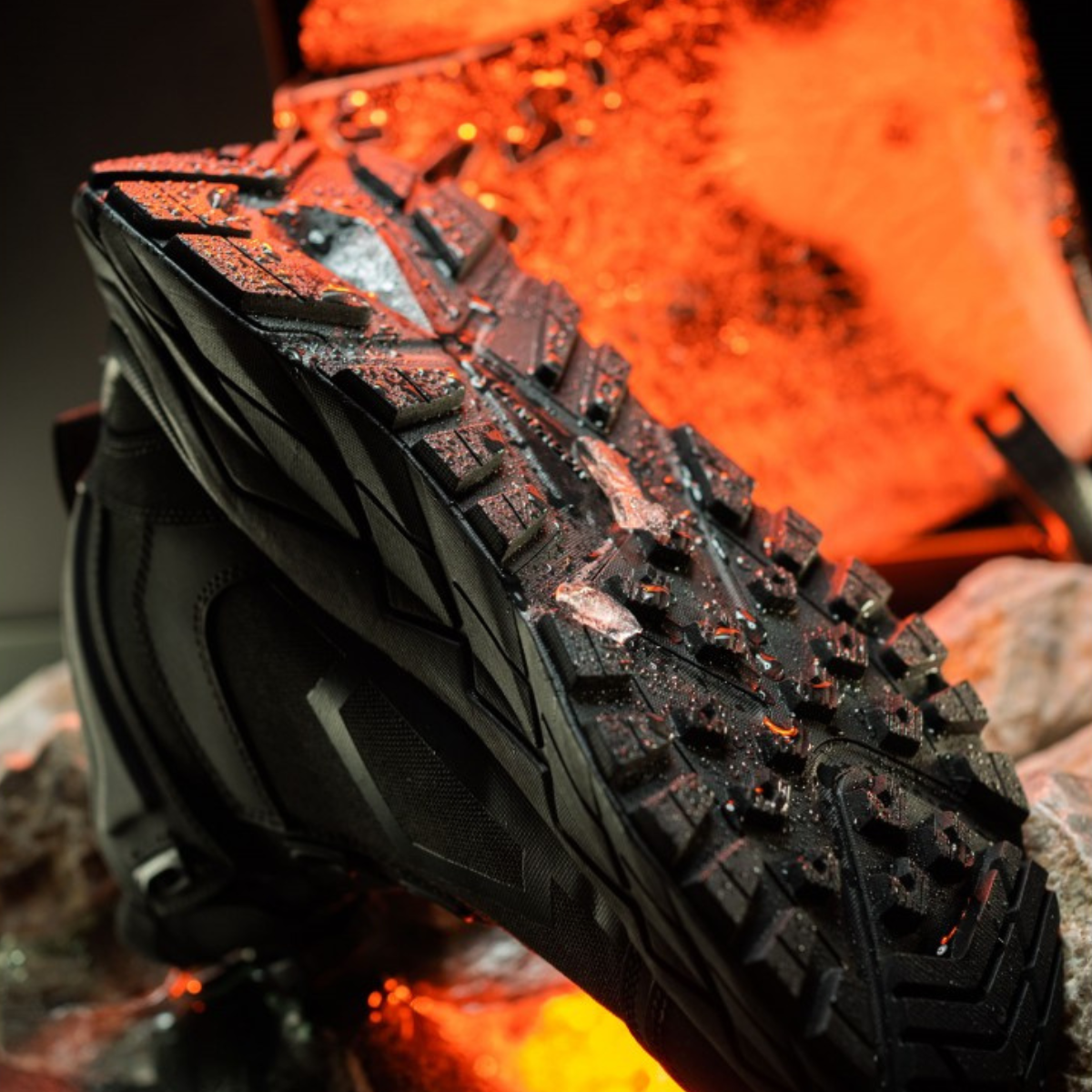 Chaussures d'intervention Pentagon Gravity 6 imperméables cuir pleine fleur renforts TPU tige montante