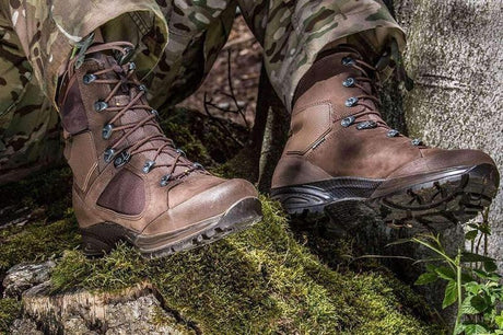 Chaussures montantes Haix Nepal Pro cuir nubuck Gore-Tex semelle Vibram antistatiques tige 18,5 cm