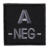 Écusson groupe sanguin A négatif Ares brodé en basse visibilité pour tenue de combat