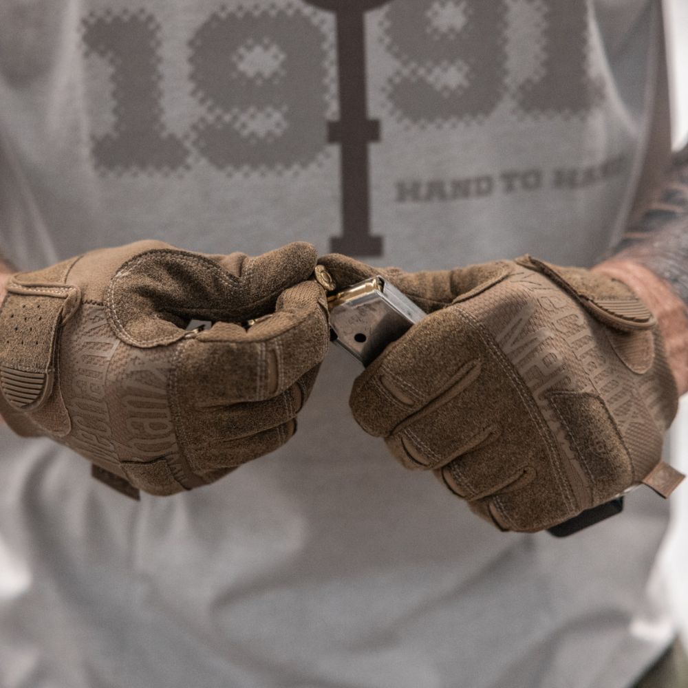 Gants Mechanix Precision Pro à préhension silicone et bouts sans couture, EN 388 2121X