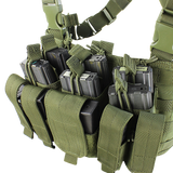 Gilet chest rig Condor Recon six chargeurs fusil et six chargeurs de pistolet