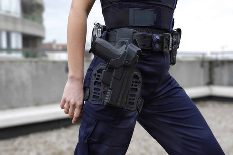 Holster GK Pro à double sécurité avec arceau verrouillable pour SP2022