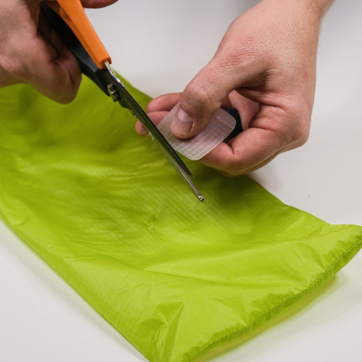 Kit de réparation Gear Aid Tenacious Tape Patchs Silnylon