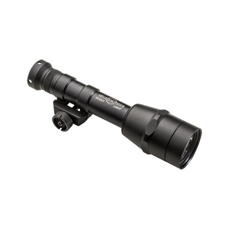 Lampe pour arme Surefire M600IB Scout Light IntelliBeam 600 lumens automatique