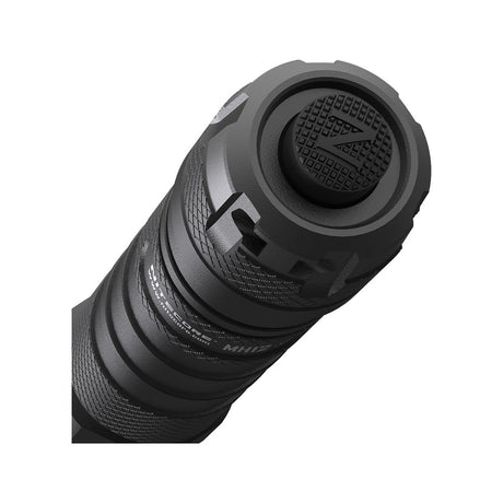 Lampe torche tactique Nitecore MH12 V2 1200 lumens rechargeable USB-C portée 202 m