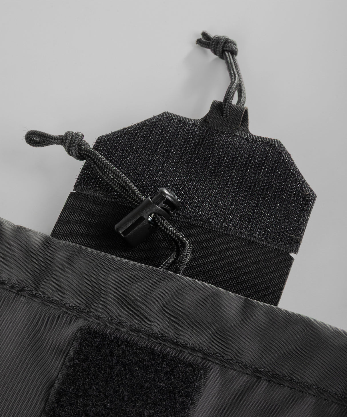 Poche de délestage GK Dutycall à ouverture haute sur platine MOLLE