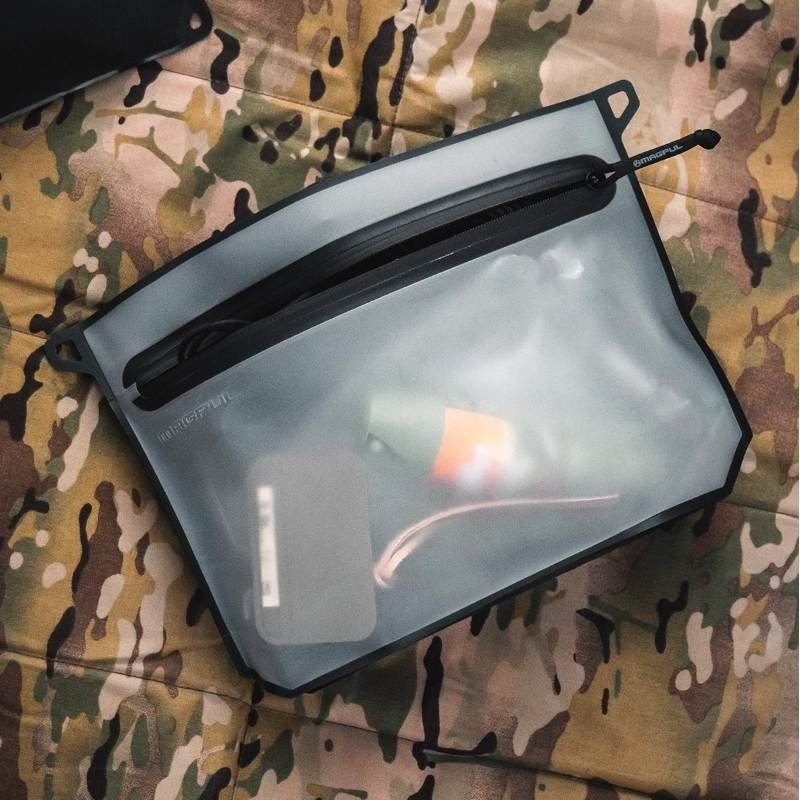 Pochette étanche DAKA Volume Large Magpul 6 litres à face transparente 22,8 x 33 cm