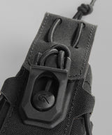 Porte-lampe GK Dutycall réglable sur platine MOLLE en deux finitions