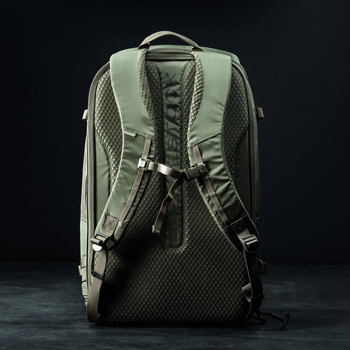 Sac à dos tactique Eberlestock Fade Adapt 28 L extensible à 40 L avec fourreau dissimulé