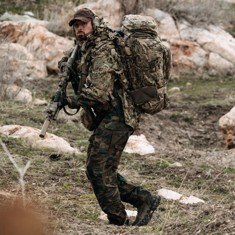 Sac à dos tactique Eberlestock Operator G4 98 L avec fourreau intégré, cadre Intex-II et rabat supérieur amovible