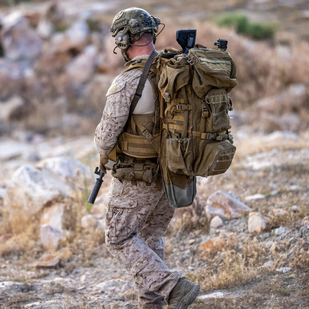 Sac à dos tactique Eberlestock Operator G4 98 L avec fourreau intégré, cadre Intex-II et rabat supérieur amovible