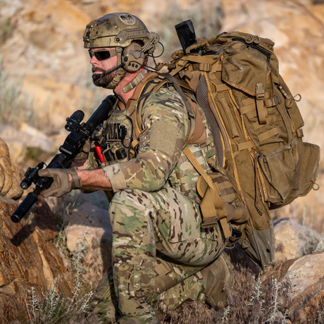 Sac à dos tactique Eberlestock Operator G4 98 L avec fourreau intégré, cadre Intex-II et rabat supérieur amovible