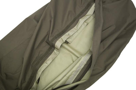 Sur-sac de couchage Carinthia Cover en Gore-Tex 3 couches, étanche et respirant, 1000 g