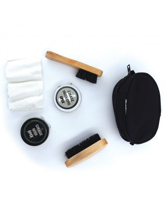 Trousse de cirage chaussures cuir 2 cirages de 32 g et 2 brosses en étui Nylon