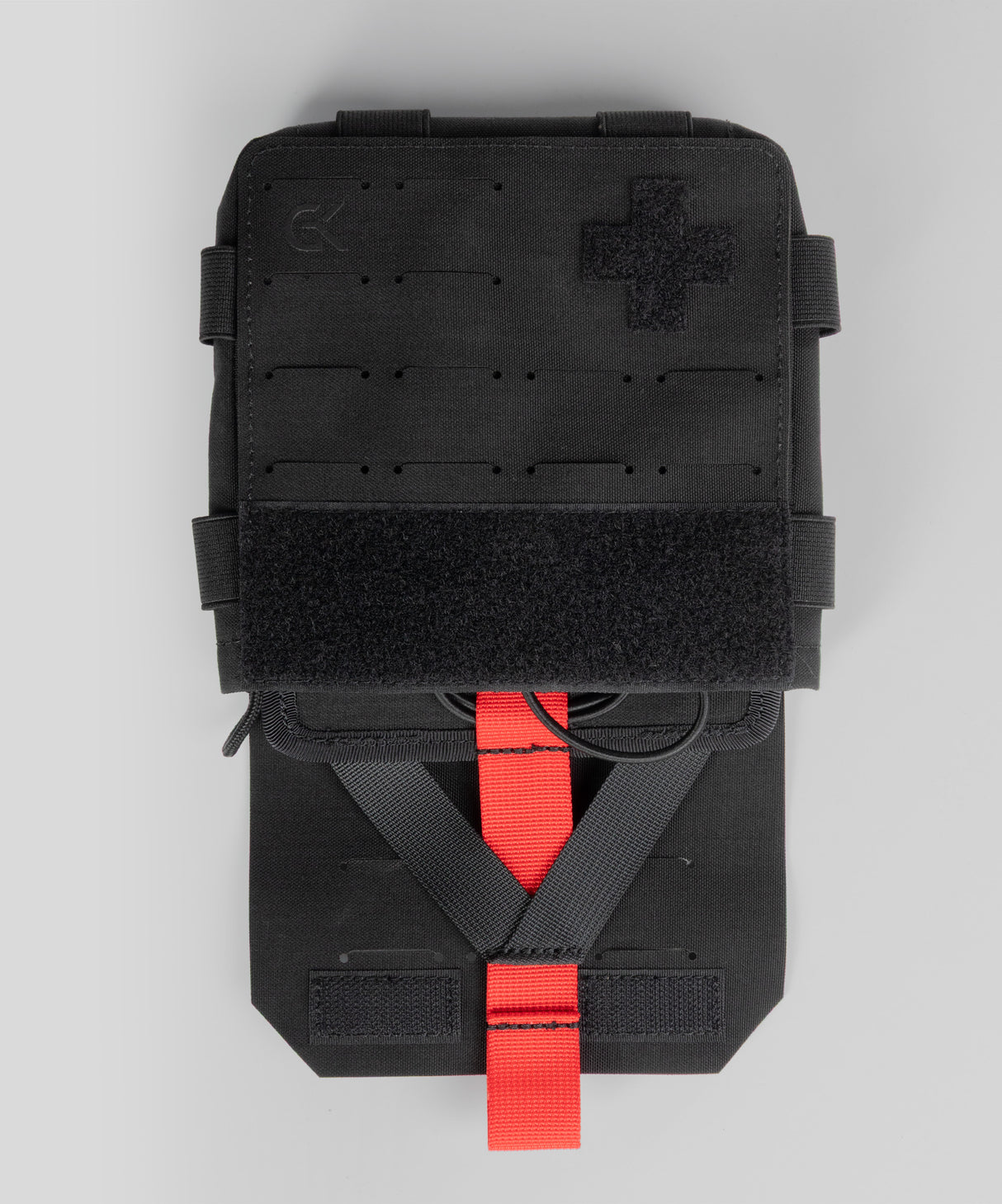 Trousse sanitaire IFAK GK Dutycall sur platine MOLLE pour lot de premiers secours