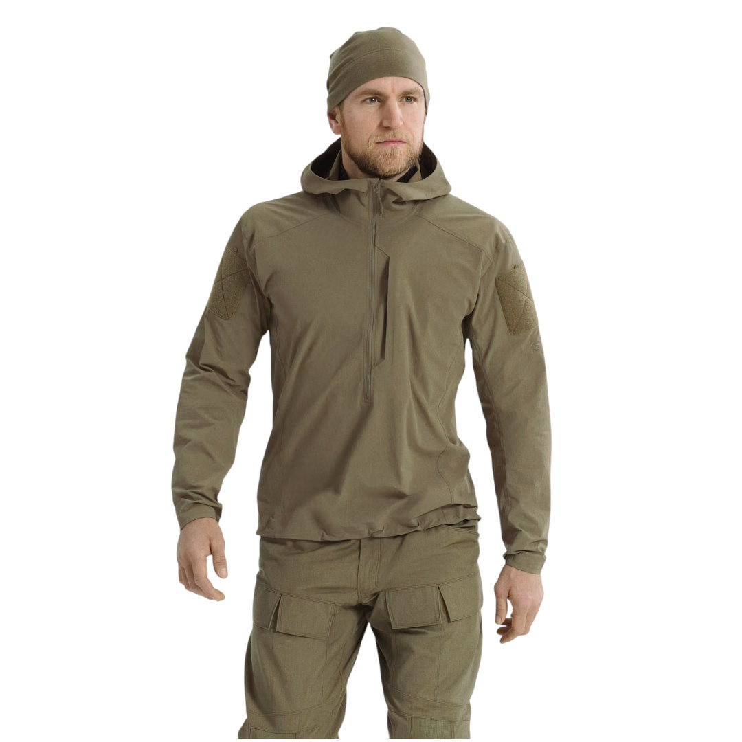 Anorak softshell Arc'teryx Leaf Gamma SL en RecNylon extensible 125 g/m² compatible porte-plaques