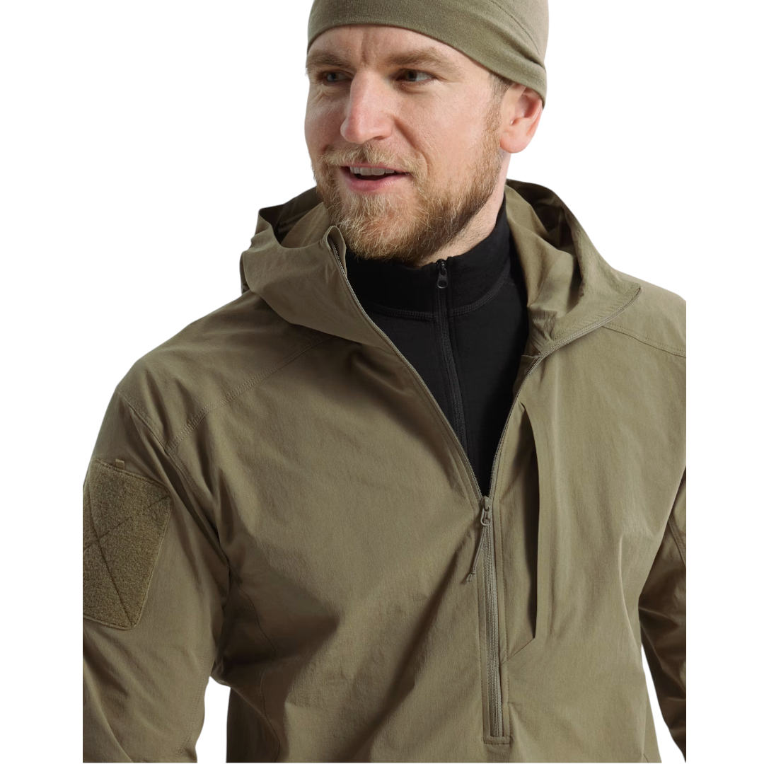Anorak softshell Arc'teryx Leaf Gamma SL en RecNylon extensible 125 g/m² compatible porte-plaques