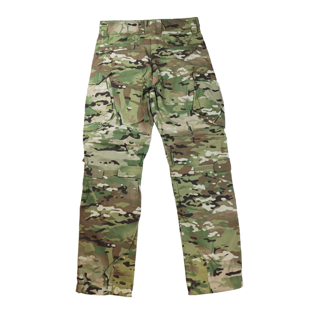 Pantalon de combat Arktis C245 Contact Pant coupe fuselée et panneaux genoux anti-abrasion