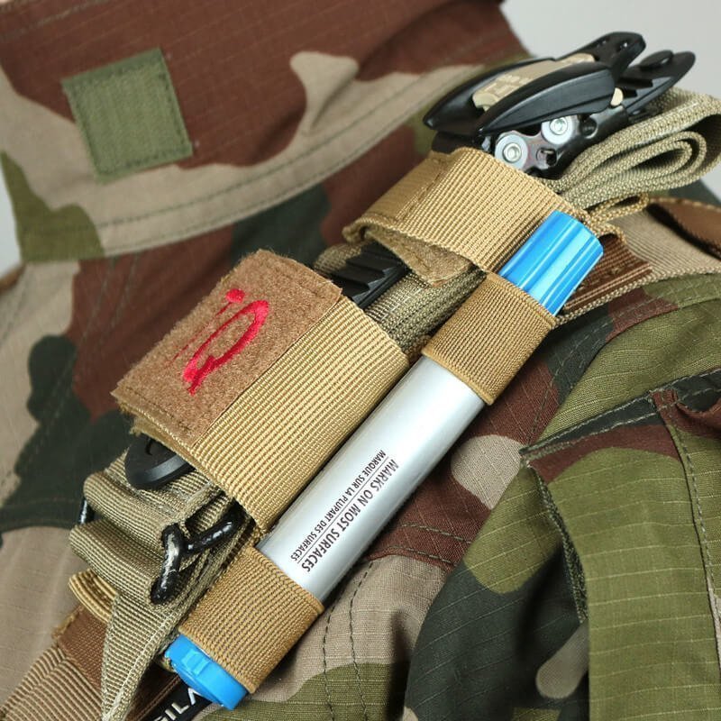 Porte-garrot universel Vigilant en nylon avec emplacements ciseau et marqueur 46 g