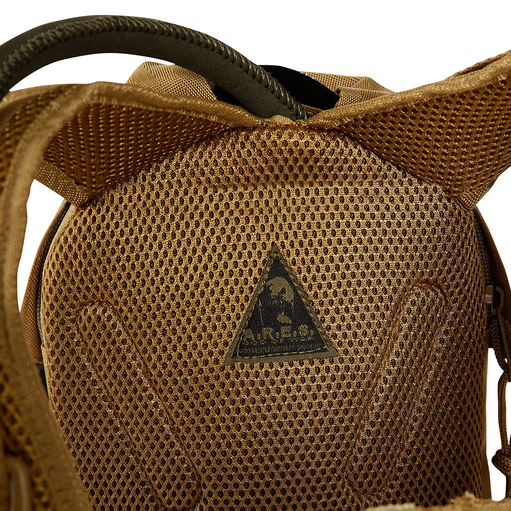 Sac à dos d'hydratation Ares pour gourde souple 2,5 L avec poches de petit matériel