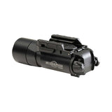 Lampe pour arme Surefire X300T-A Turbo 650 lumens 66 000 candelas portée 514 mètres